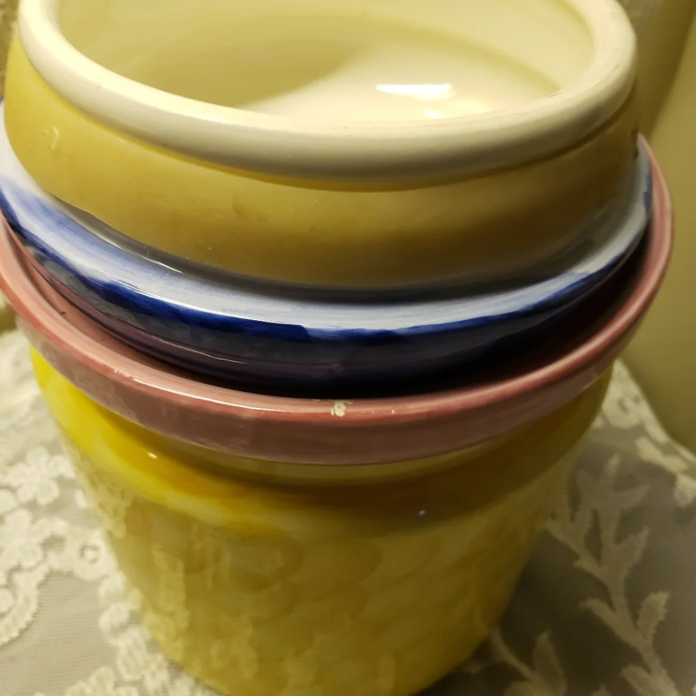 Vtg Canister Cookie Jar GEI Grapes Sealing Lid